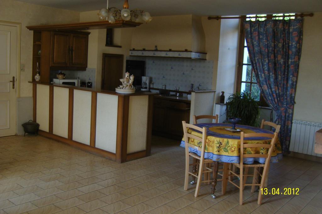 Manoir De Rouille Apartment Saint-Aubin-d'Appenai Екстериор снимка